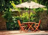 Gartenstühle aus Holz - perfekt für Ihren Garten!