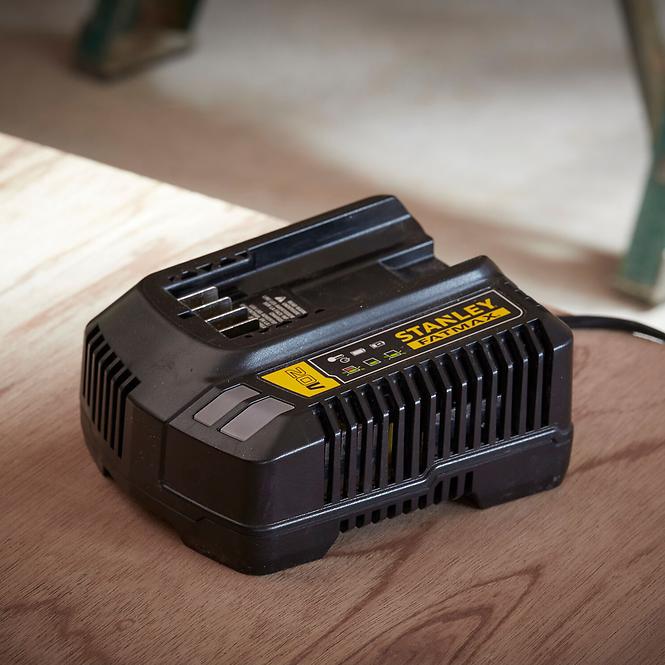 Universal-Ladegerät Stanley Fatmax V20,4